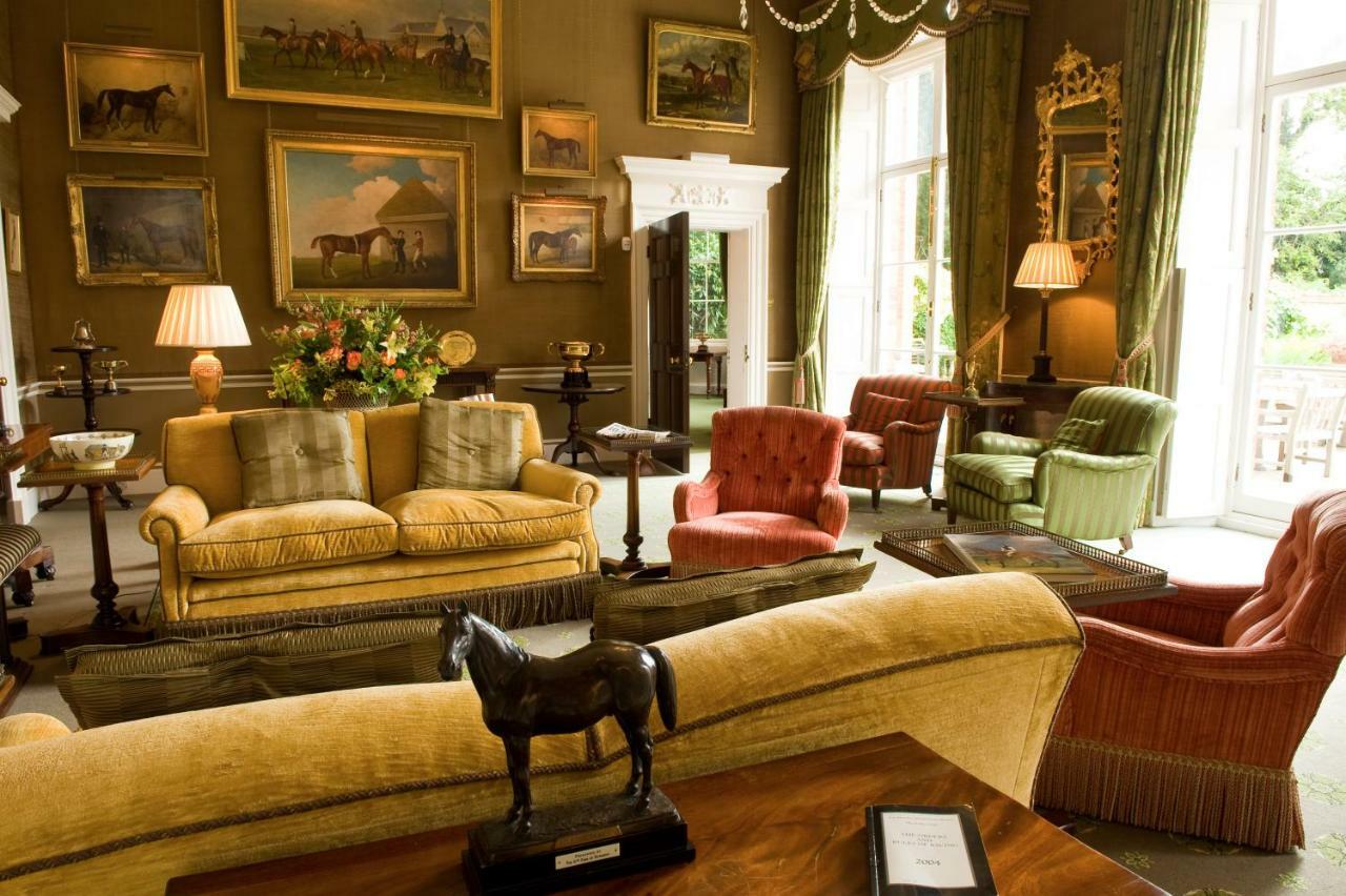 The Jockey Club Rooms نيوماركت المظهر الخارجي الصورة